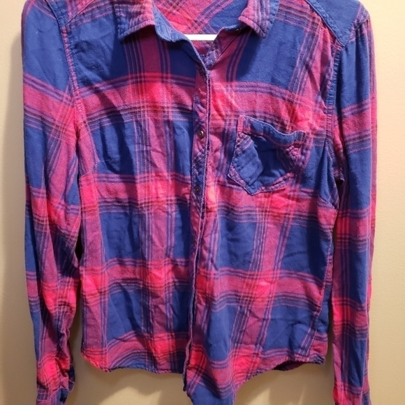 3/$20 Maurices womens button down shirt - Picture 4 of 4